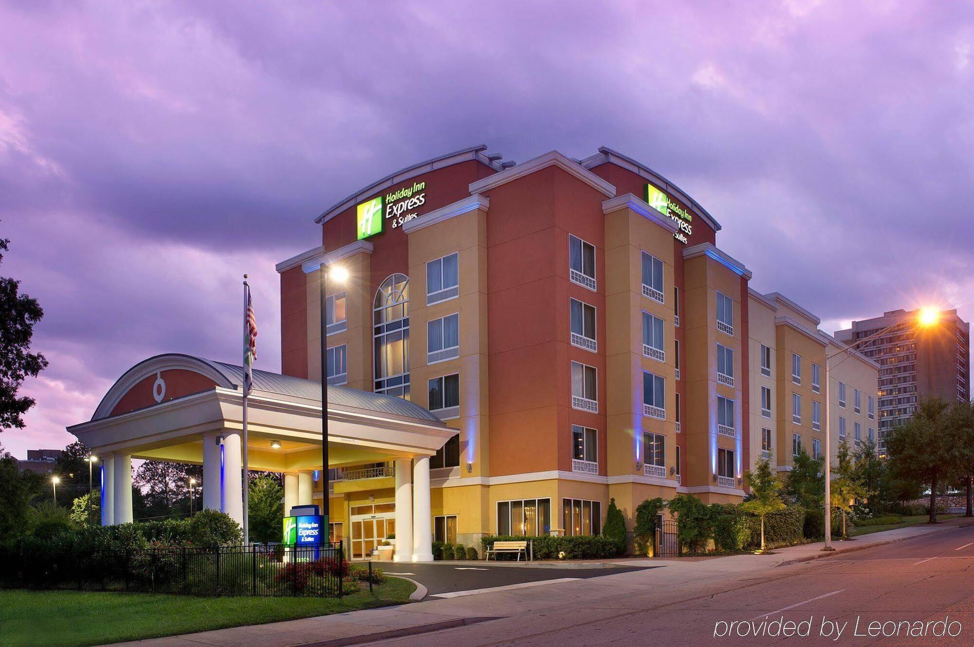 Holiday Inn Express Hotel & Suites Chattanooga Downtown By Ihg Exterior foto